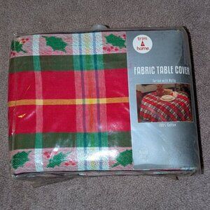 NEW Trim A Home Tartan With Holly Plaid Christmas Fabric Tablecloth 70" Round